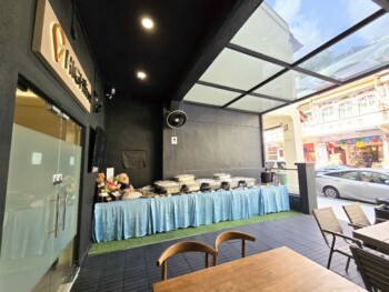 Buffet Setup At Event Venue Frontyard